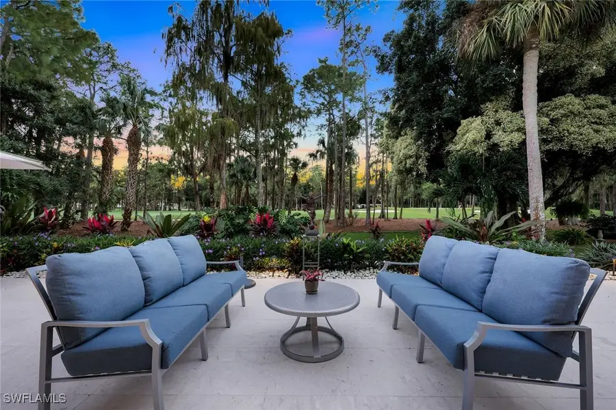 370 Edgemere Way N #20, Naples, FL 34105 - Image #2