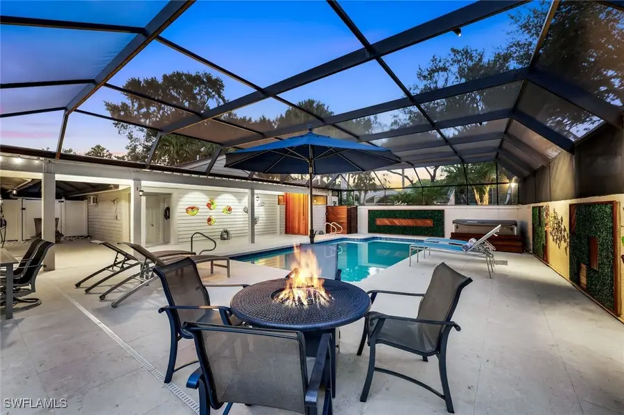 370 Edgemere Way N #20, Naples, FL 34105 - Image #3