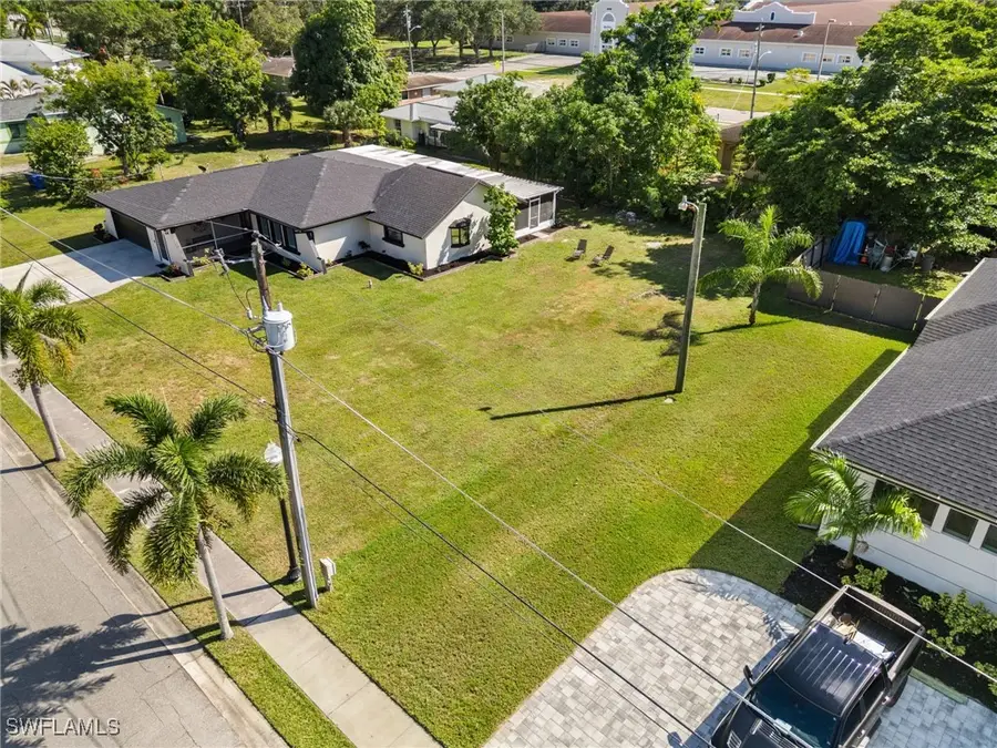 3042 Mango Street, Fort Myers, FL 33916 - Image #3