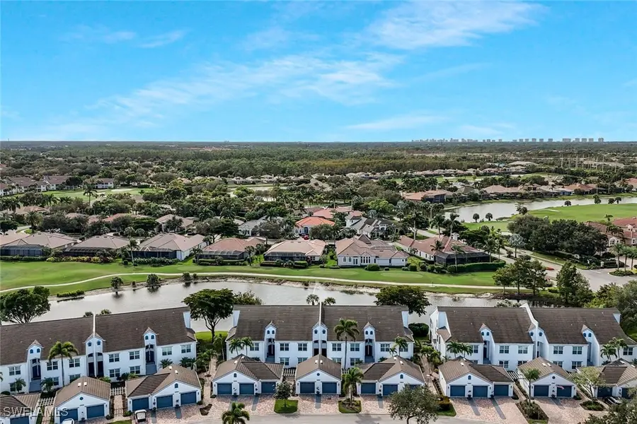 5963 Sand Wedge Lane #207, Naples, FL 34110 - Image #2