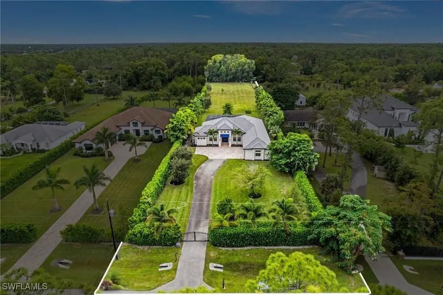 5710 Spanish Oaks Lane, Naples, FL 34119 - Image #3