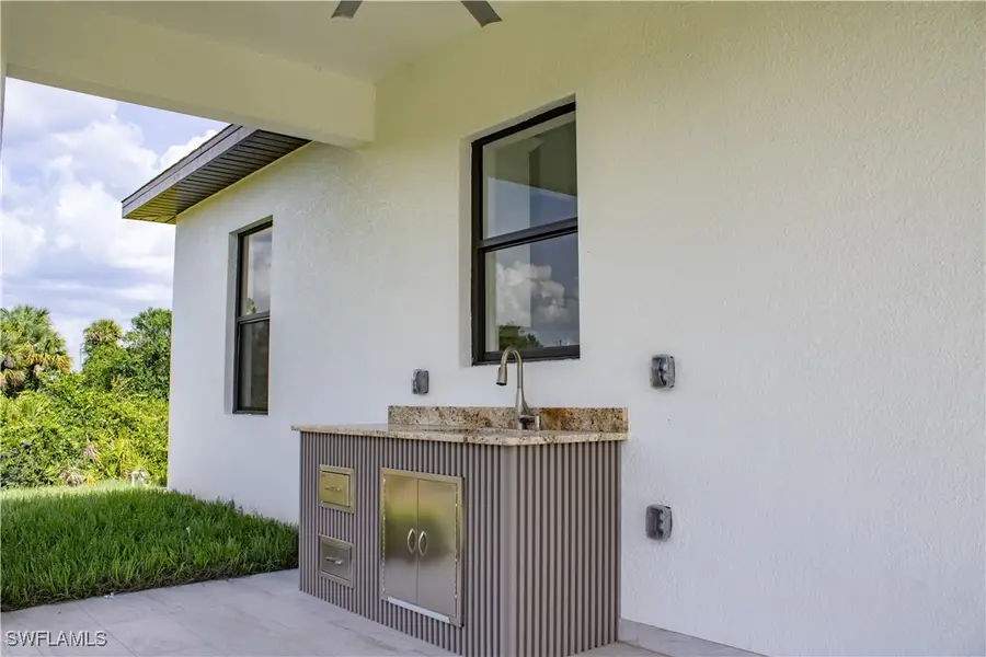 3202 72nd Street W, Lehigh Acres, FL 33971 - Image #3