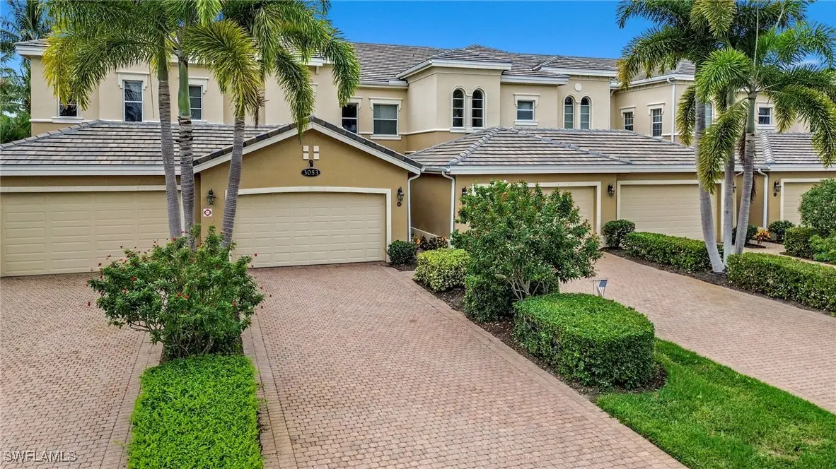 3053 Aviamar Circle #201, Naples, FL 34114 - Image #1