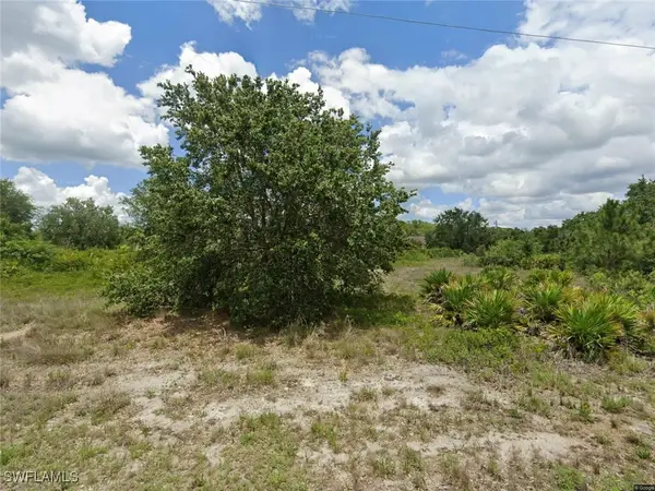 2708 74th Street W, Lehigh Acres, FL 33971