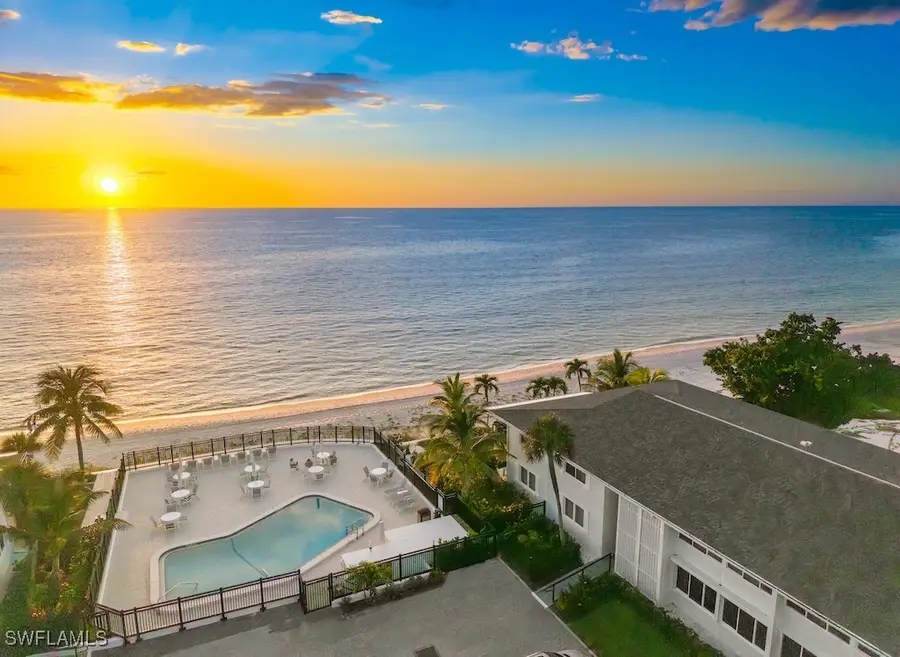 1065 Gulf Shore Boulevard N #301, Naples, FL 34102 - Image #2