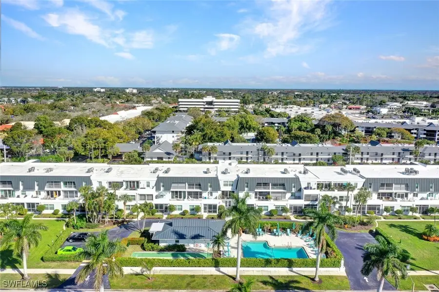 4200 Belair Lane #302, Naples, FL 34103 - Image #3