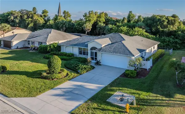 30 Wickliffe Drive, Naples, FL 34110