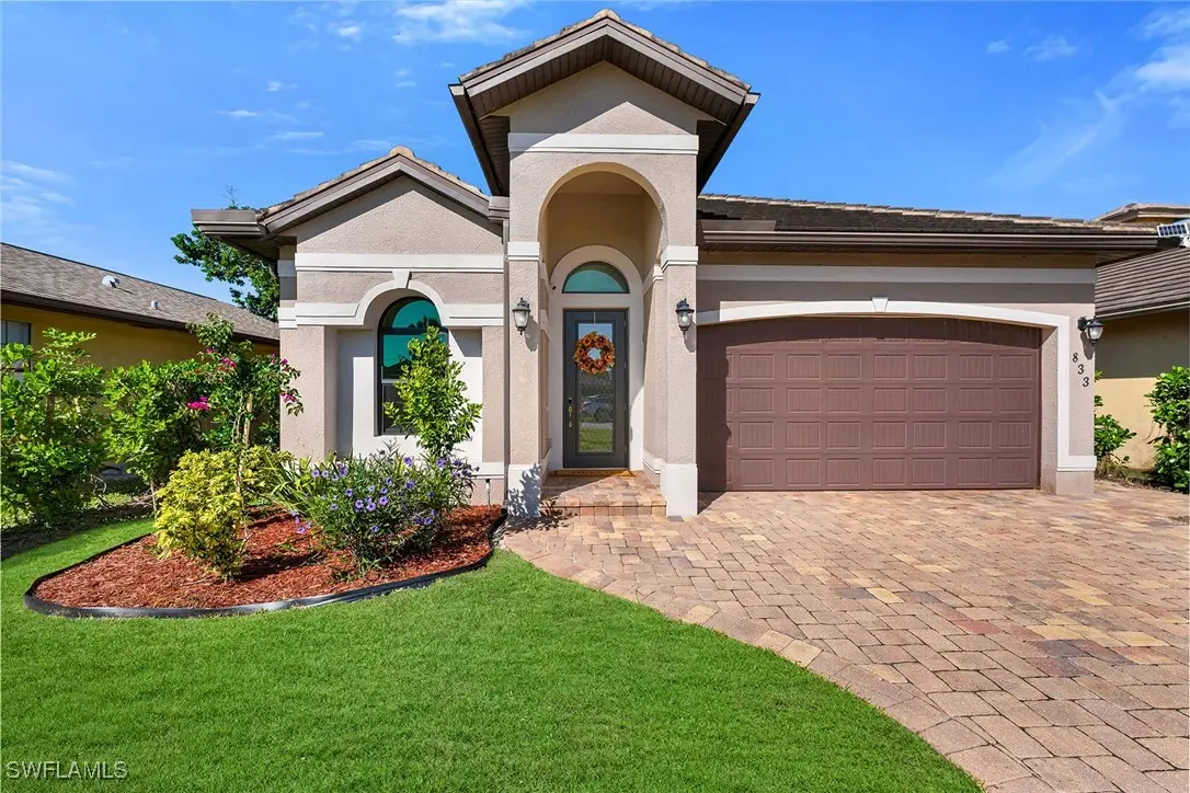 833 109th Avenue N, Naples, FL 34108 - Image #1