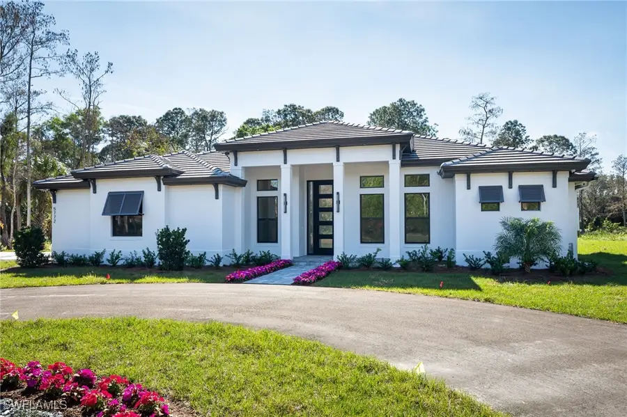 5772 Green Boulevard, Naples, FL 34116 - Image #2