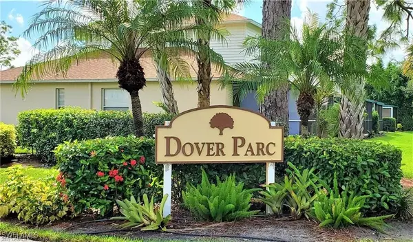 390 Dover Place #302, Naples, FL 34104