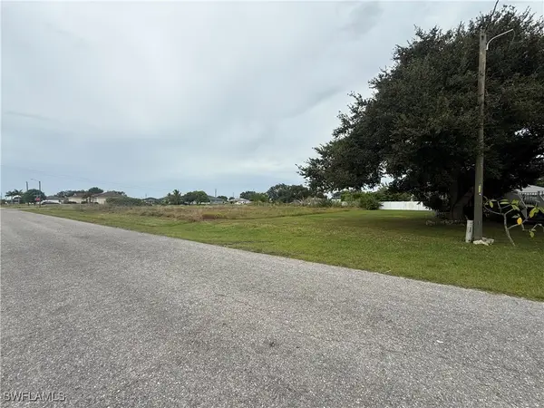 4012 20th Street Sw, Lehigh Acres, FL 33976