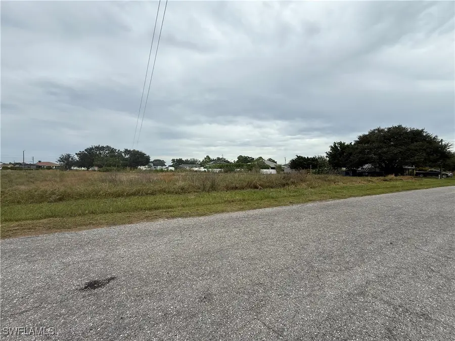 4012 20th Street Sw, Lehigh Acres, FL 33976 - Image #2