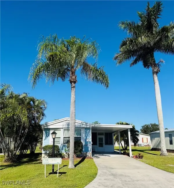 10620 Wales Loop, Bonita Springs, FL 34135