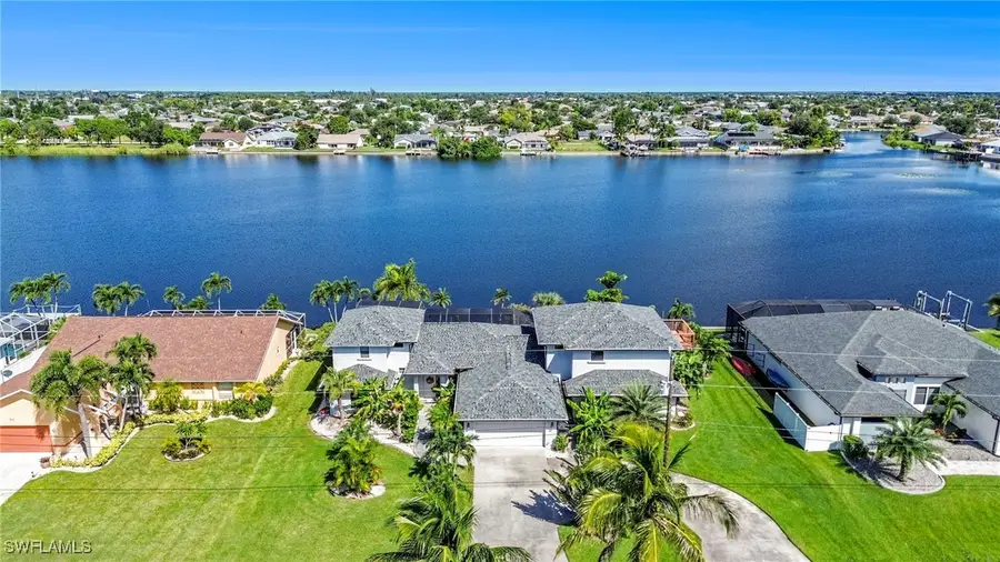 313 SE 6th Street, Cape Coral, FL 33990 - Image #2