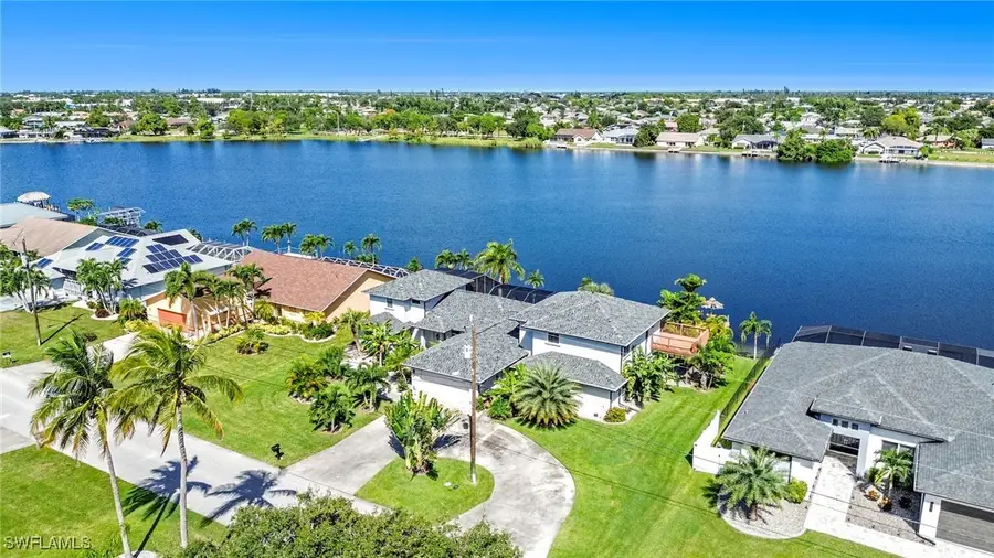 313 SE 6th Street, Cape Coral, FL 33990 - Image #3