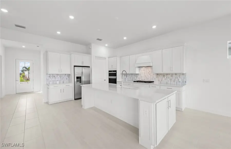 20024 Nickel Trail, Alva, FL 33920 - Image #2