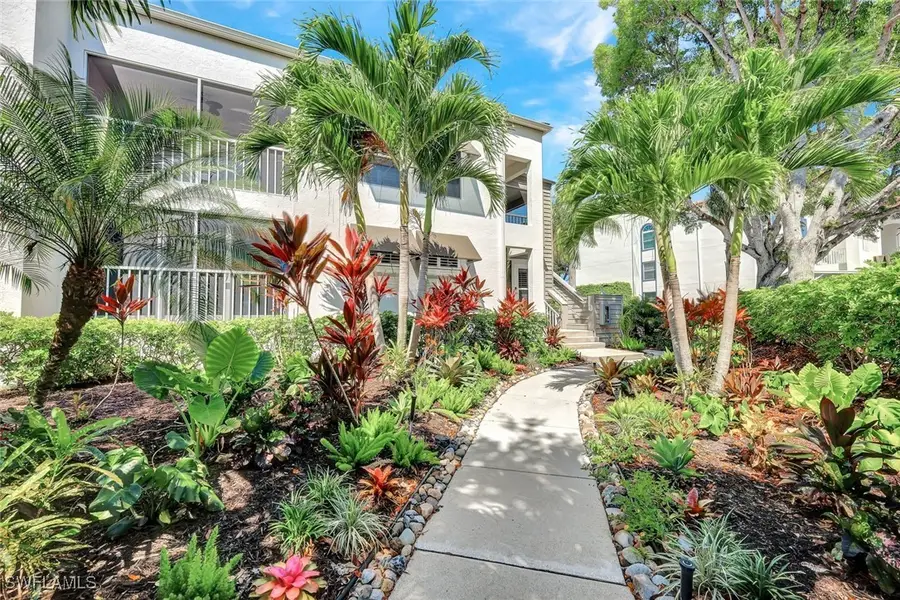 541 Club Side Drive, Naples, FL 34110 - Image #2