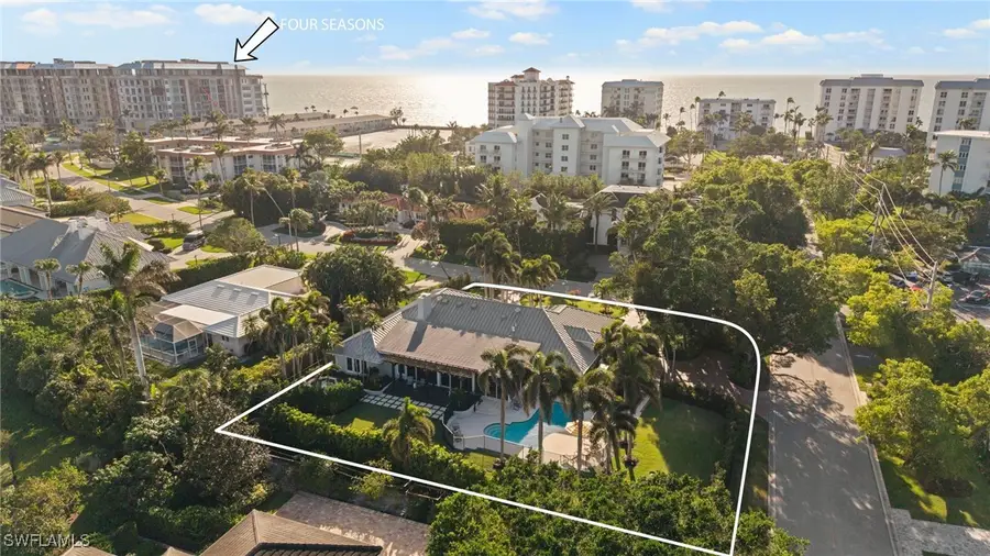 1180 Oleander Drive, Naples, FL 34102 - Image #2