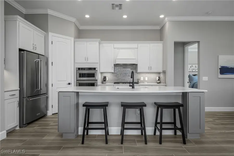 19228 Aqua Shore Drive, Fort Myers, FL 33913 - Image #3