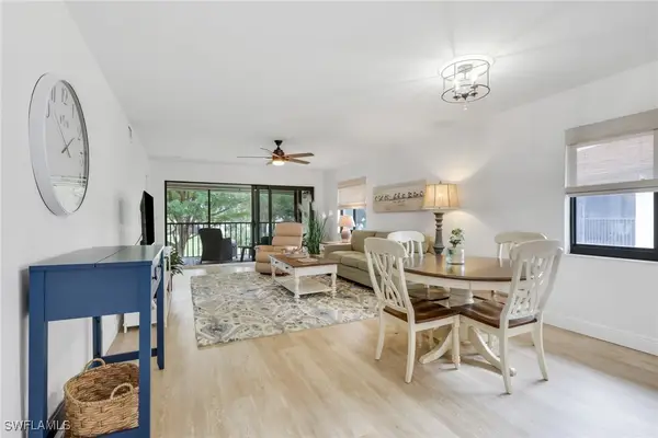 4955 Pepper Circle #B208, Naples, FL 34113