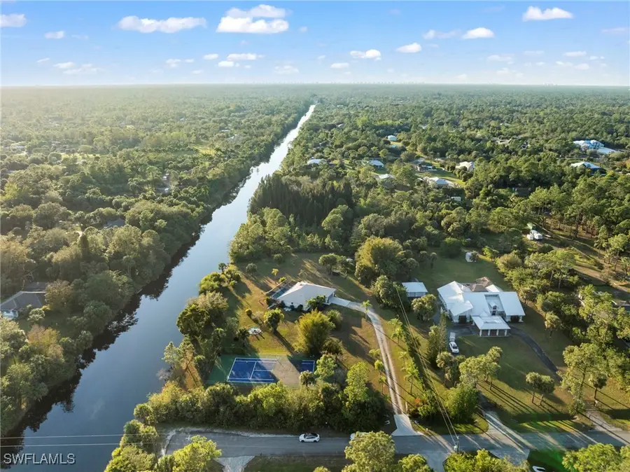 821 15th Street Sw, Naples, FL 34117 - Image #3