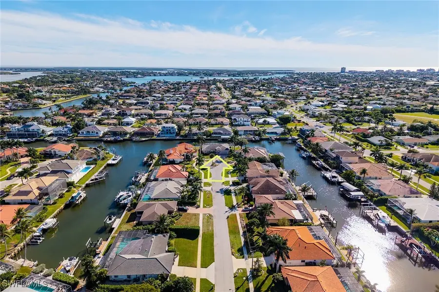 196 Richmond Court, Marco Island, FL 34145 - Image #2