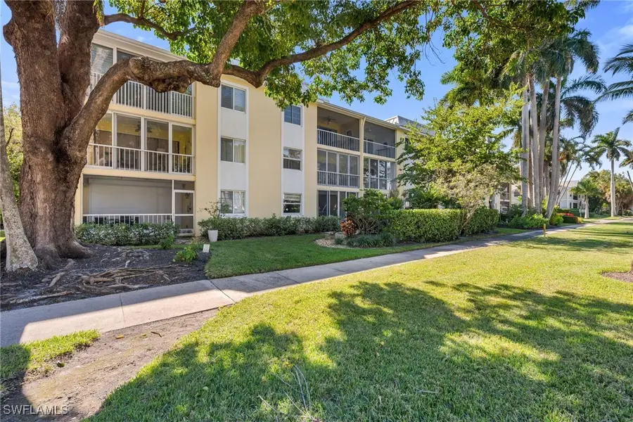900 8th Avenue S #105, Naples, FL 34102 - Image #2