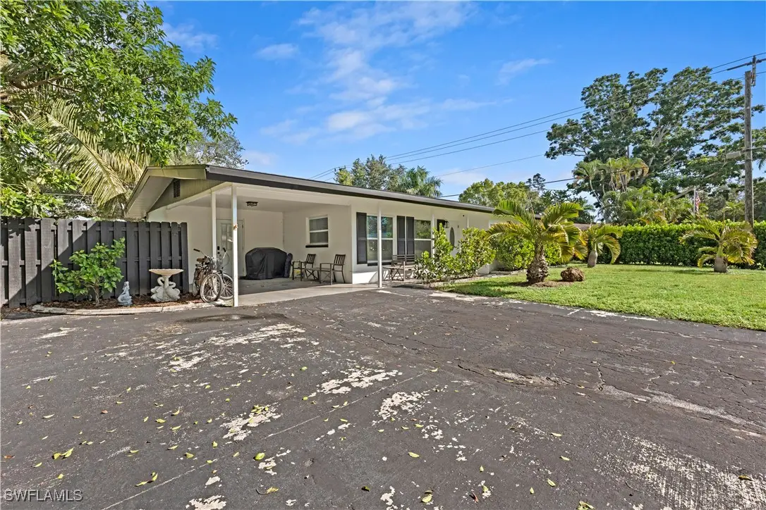 1435 Terra Palma Drive, Fort Myers, FL 33901 - Image #1