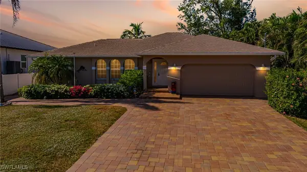 27267 J C Lane, Bonita Springs, FL 34135