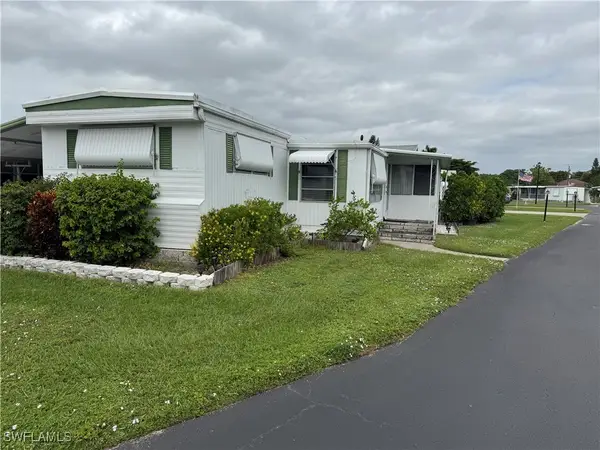 Address Withheld By Seller, Naples, FL 34112