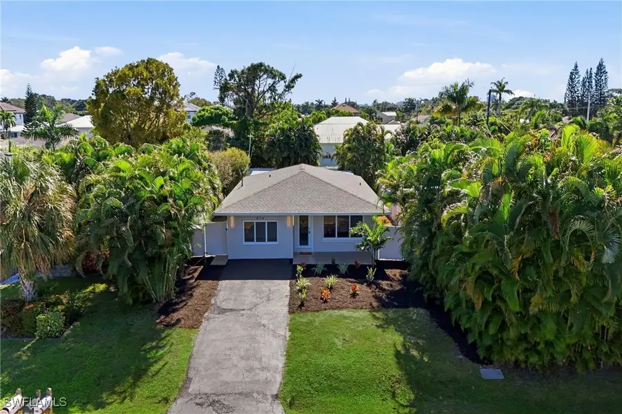 814 101st Avenue N, Naples, FL 34108 - Image #2