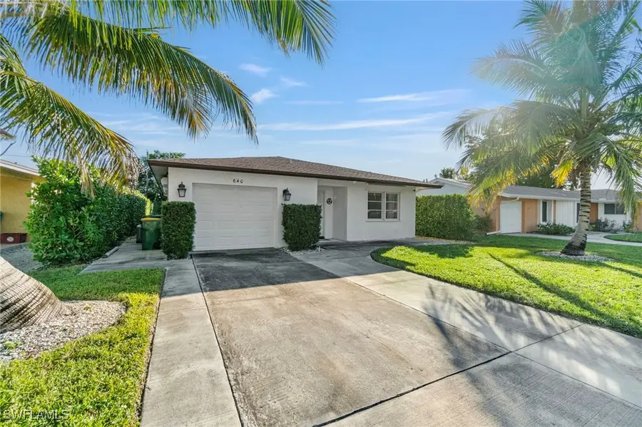 640 110th Avenue N, Naples, FL 34108 - Image #2