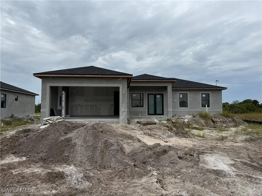 914 Manresa Avenue S, Lehigh Acres, FL 33974 - Image #1