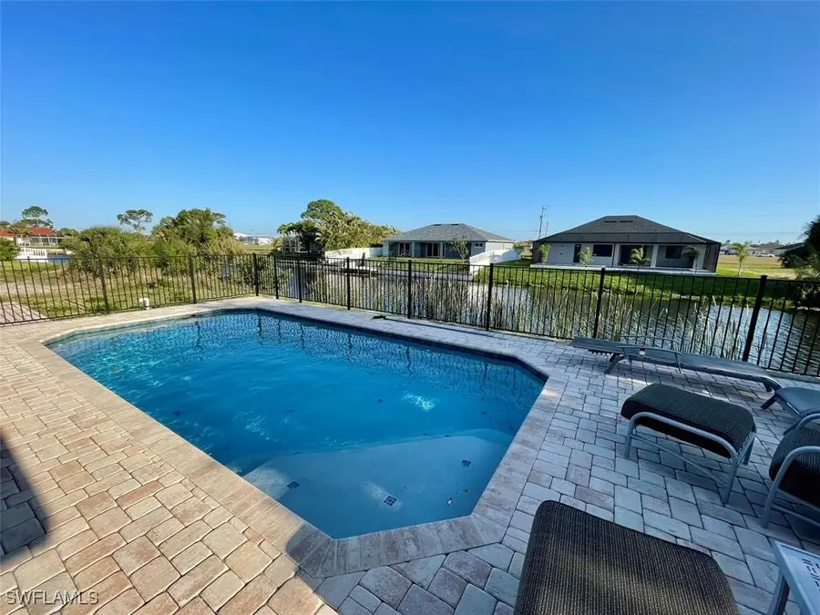 846 SW 15th Street, Cape Coral, FL 33991 - Image #2