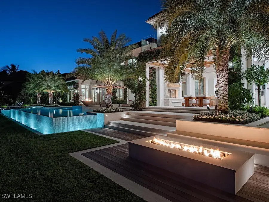 860 Admiralty Parade E, Naples, FL 34102 - Image #3