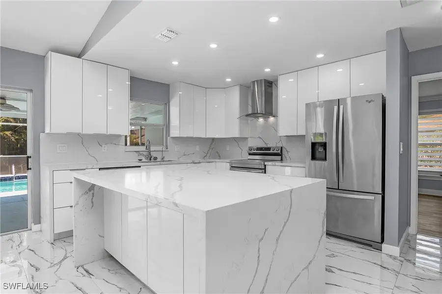 2524 Dora Court, Lehigh Acres, FL 33971 - Image #3