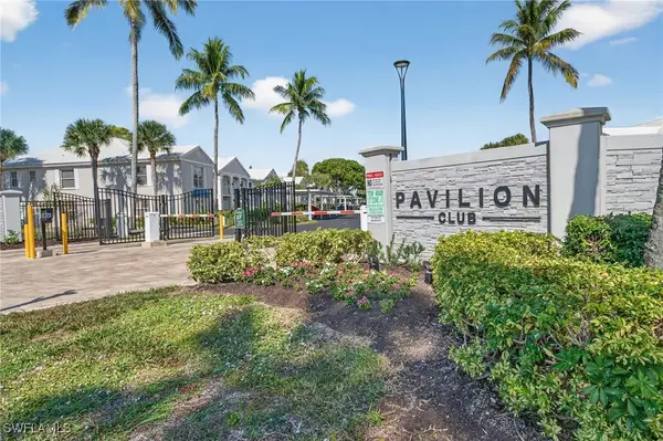 821 Gulf Pavilion Drive #206, Naples, FL 34108