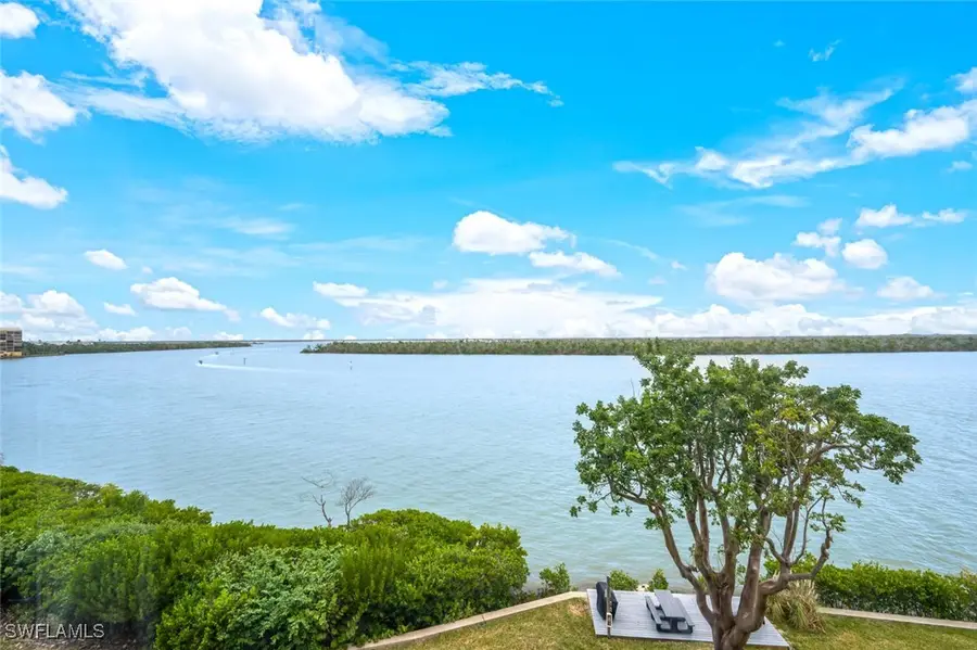 4203 Bay Beach Lane #4E, Fort Myers Beach, FL 33931 - Image #2