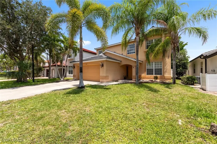 8364 Laurel Lakes Boulevard, Naples, FL 34119 - Image #2