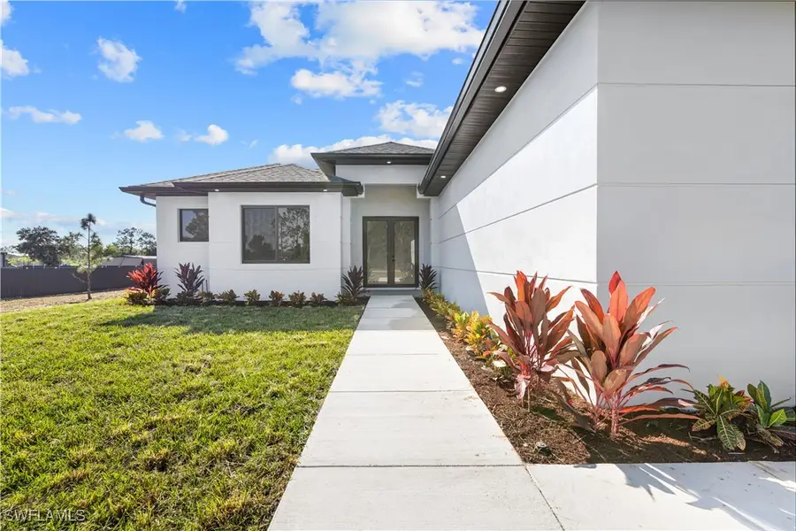 2664 43rd Avenue Ne, Naples, FL 34120 - Image #3