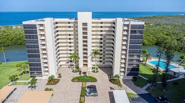 15 Bluebill Avenue #806, Naples, FL 34108