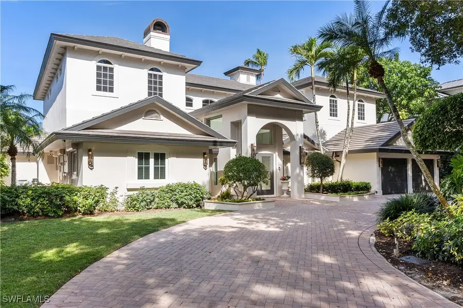 453 18th Avenue S, Naples, FL 34102 - Image #2