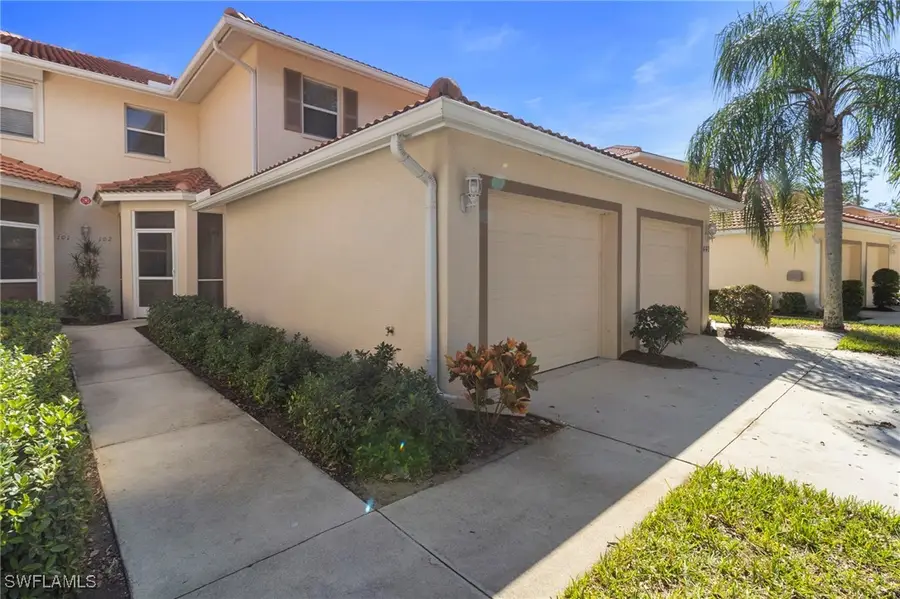 440 Robin Hood Circle #102, Naples, FL 34104 - Image #2