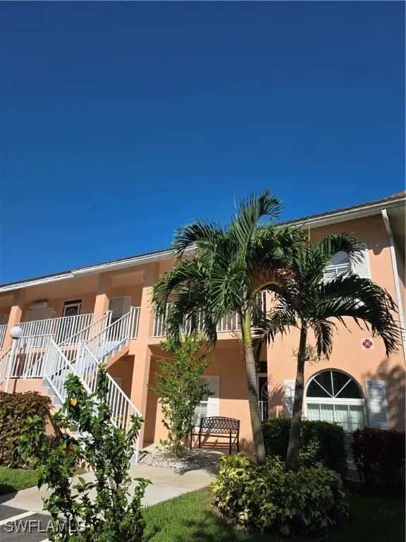 575 Augusta Boulevard #8, Naples, FL 34113