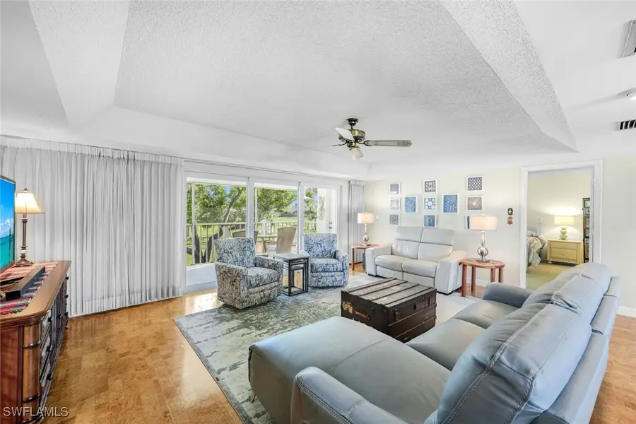 261 Memory Lane #4, Naples, FL 34112 - Image #2