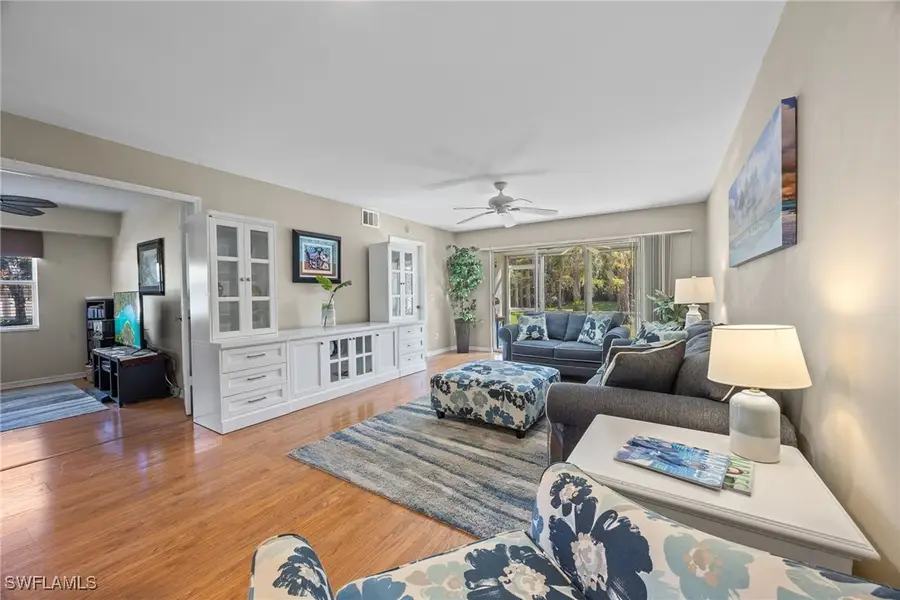 257 Robin Hood Circle #101, Naples, FL 34104 - Image #3