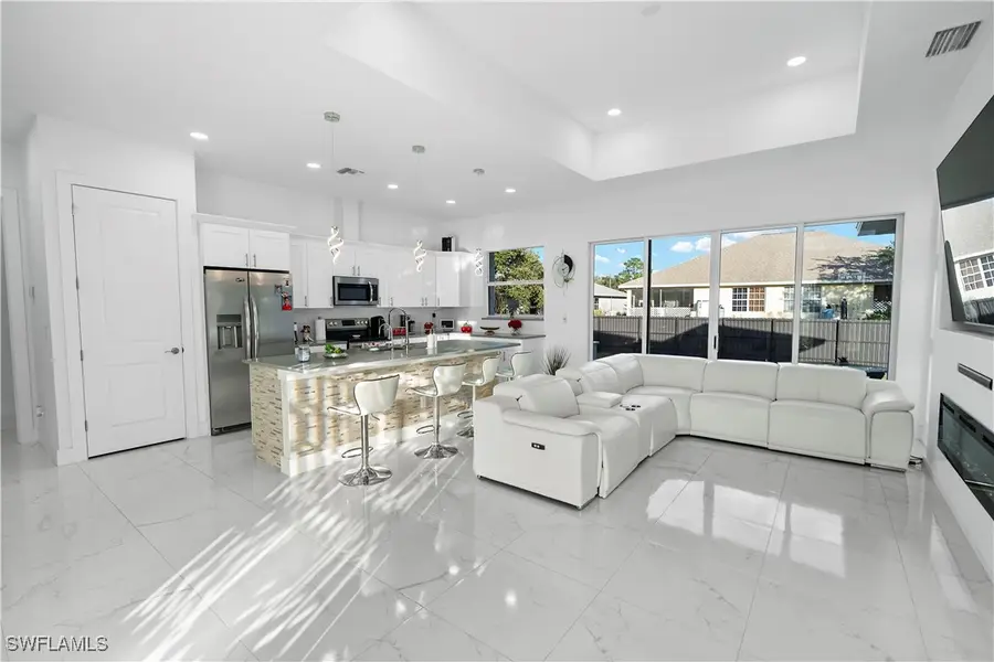 453 Lillon Avenue S, Lehigh Acres, FL 33974 - Image #2