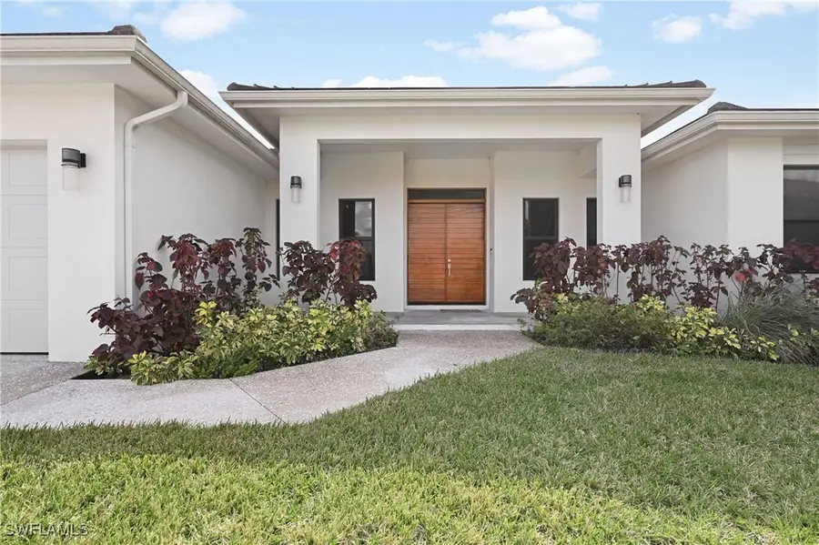 18355 Fairmont Drive, Naples, FL 34114 - Image #2