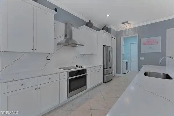 5769 Mango Circle, Naples, FL 34110