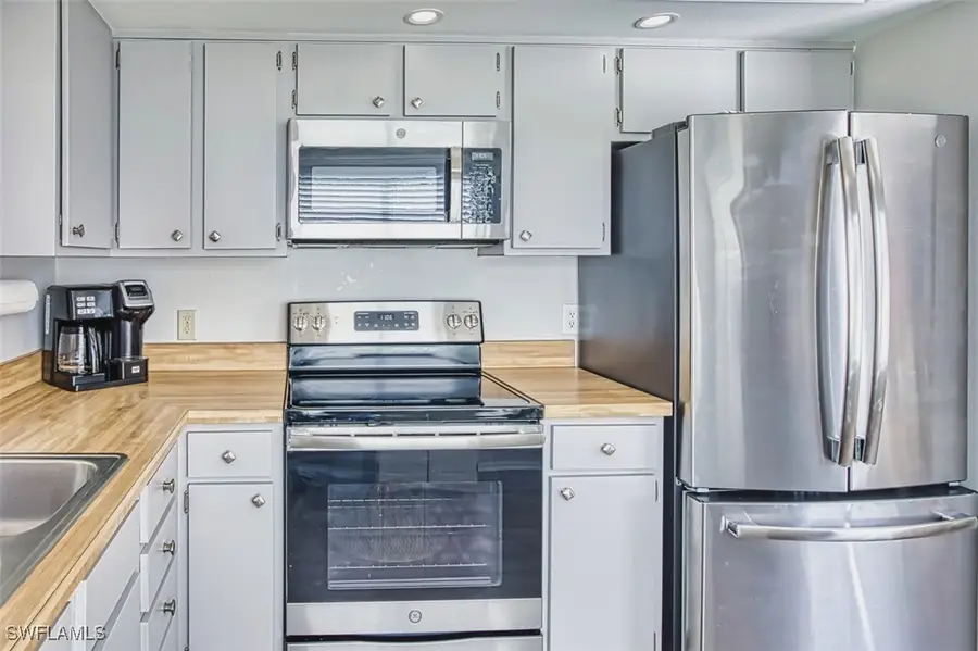 1844 Pine Glade Circle, Fort Myers, FL 33907 - Image #3